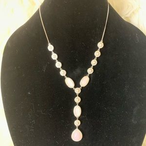 Pink tear drop necklace 💘